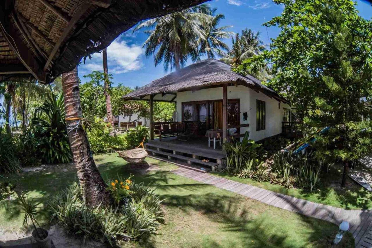 Romantic Beach Villas General Luna  Ngoại thất bức ảnh